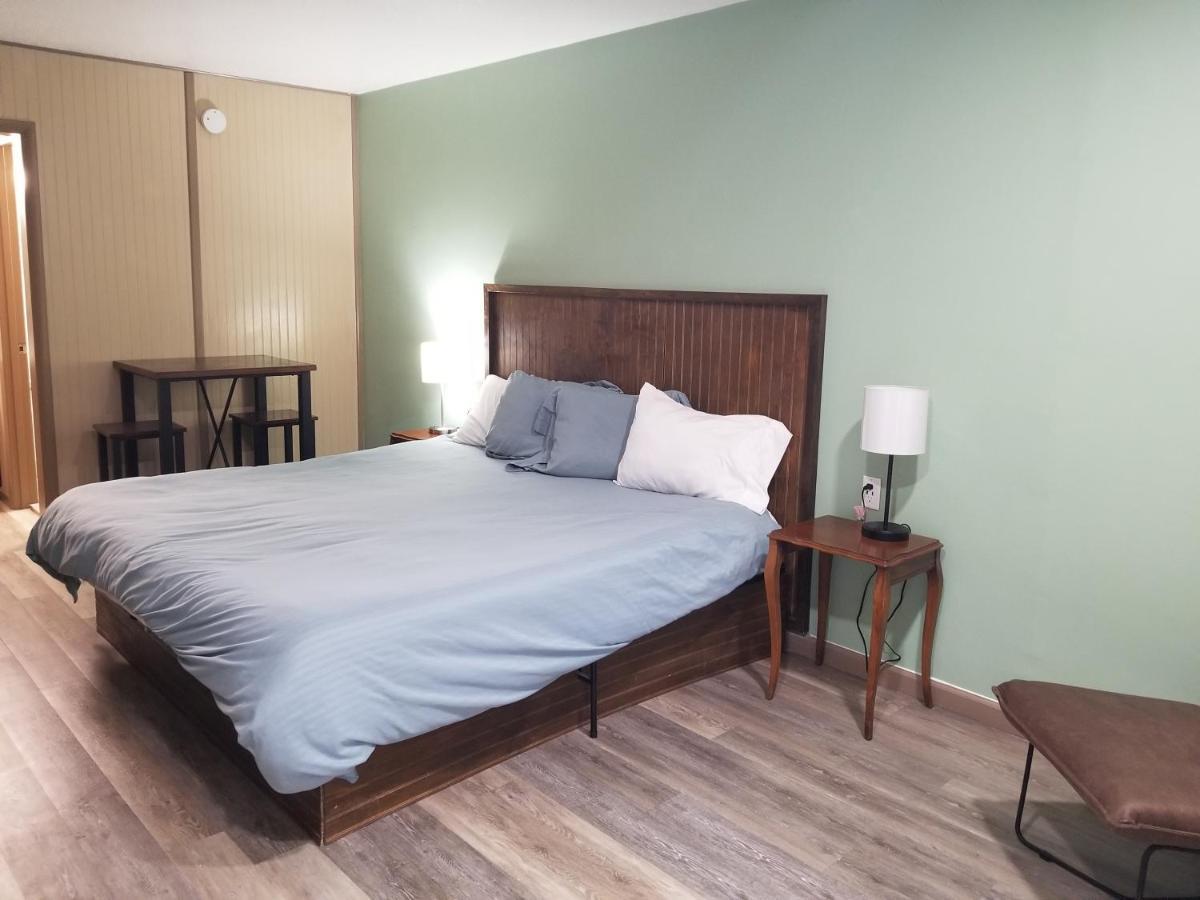 Blue Sky Inn- Complimentary Happy Hour Th-Sun, Veteran Owned, Full Breakfast, Best Green Space, 1 Mile From Blue Ridge, Fire Pit Exteriér fotografie