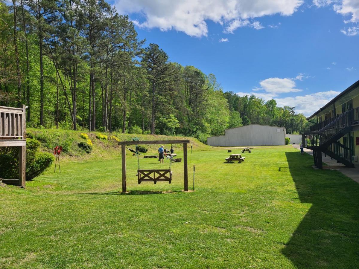 Blue Sky Inn- Complimentary Happy Hour Th-Sun, Veteran Owned, Full Breakfast, Best Green Space, 1 Mile From Blue Ridge, Fire Pit Exteriér fotografie