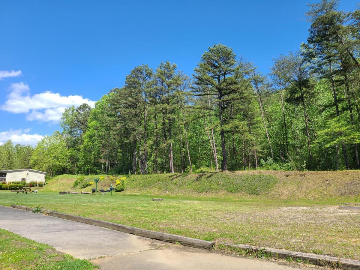 Blue Sky Inn- Complimentary Happy Hour Th-Sun, Veteran Owned, Full Breakfast, Best Green Space, 1 Mile From Blue Ridge, Fire Pit Exteriér fotografie