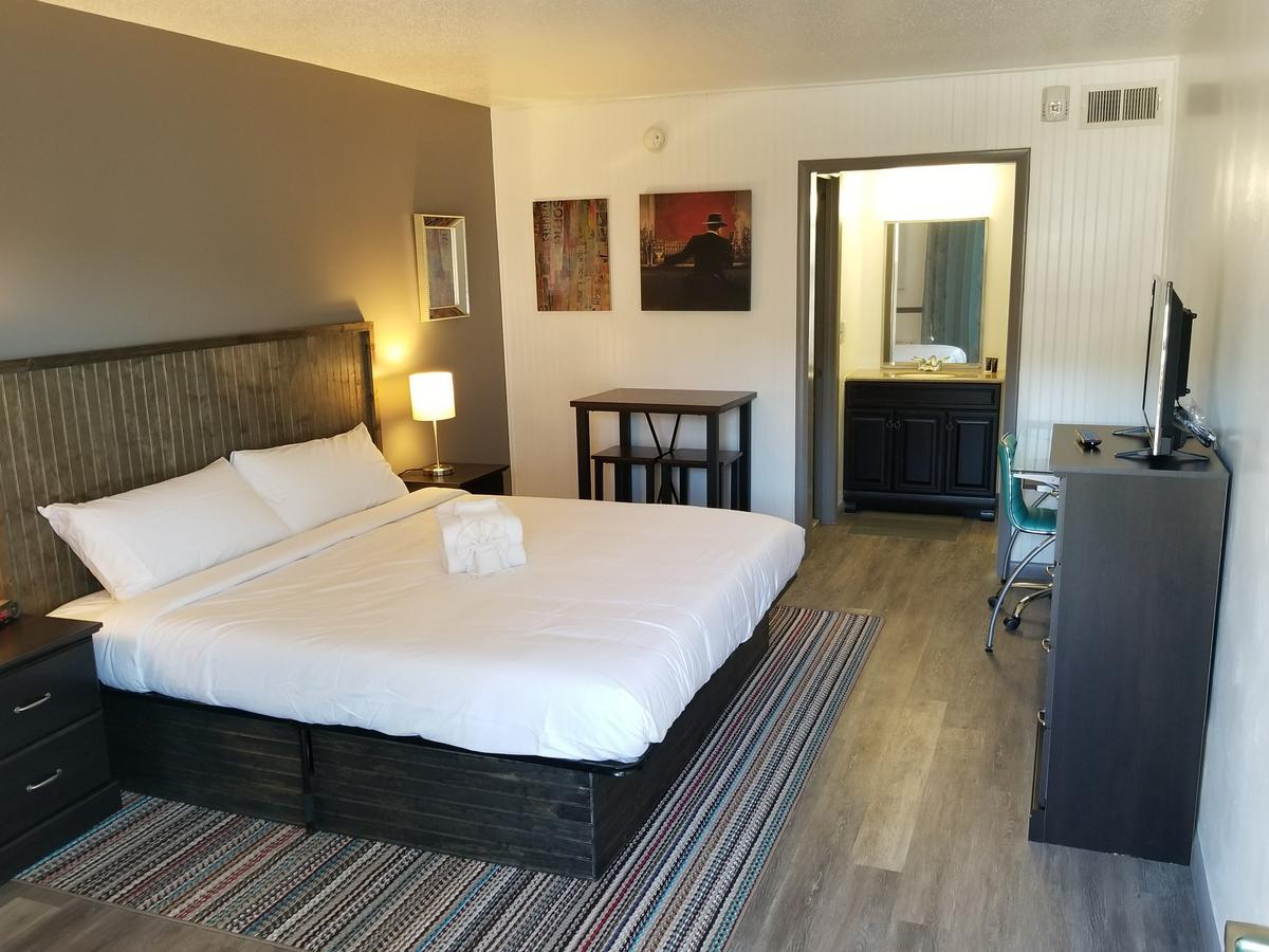 Blue Sky Inn- Complimentary Happy Hour Th-Sun, Veteran Owned, Full Breakfast, Best Green Space, 1 Mile From Blue Ridge, Fire Pit Exteriér fotografie
